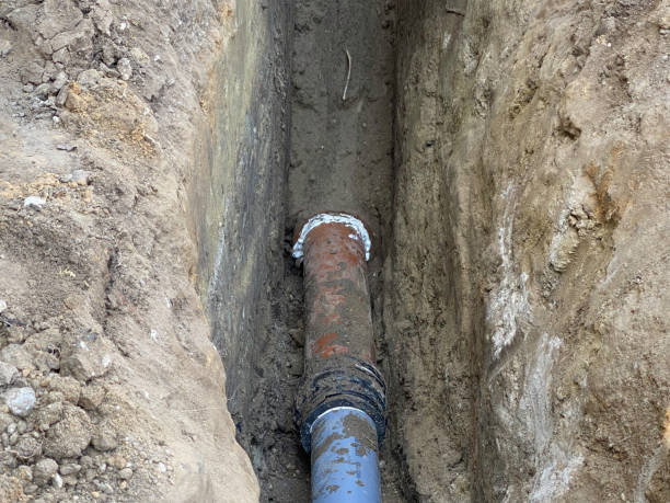 Best Sewage cleanup and water damage restoration  in Windsor, CA